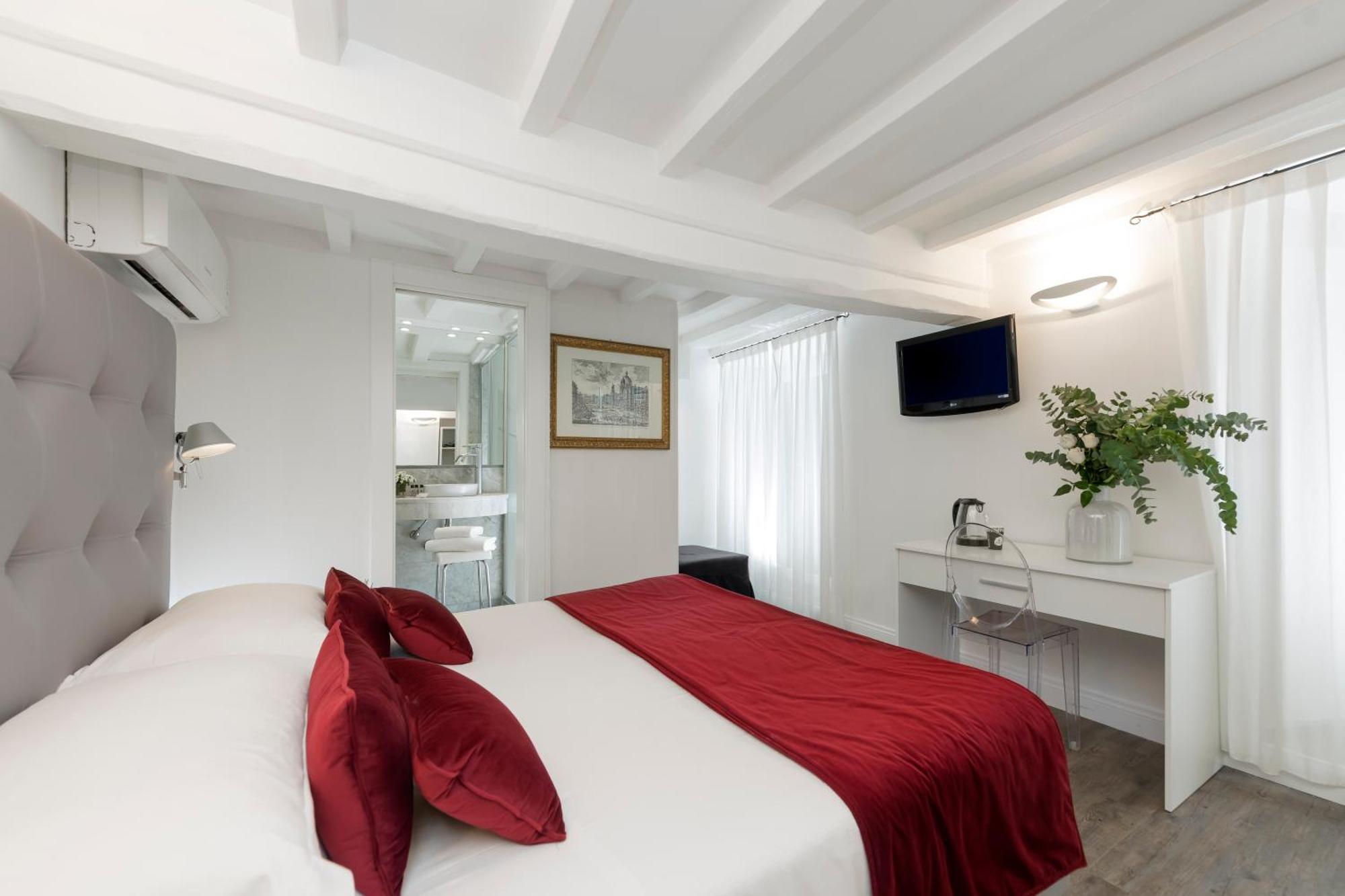 Hotel Navona — Photos 3